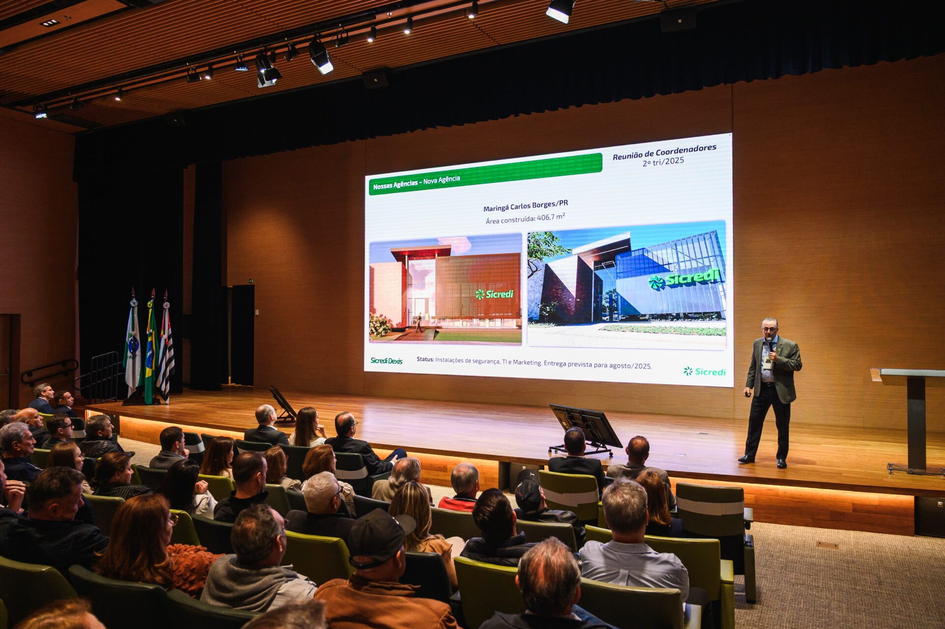 Sicredi Dexis reúne associados para prestar contas do semestre
